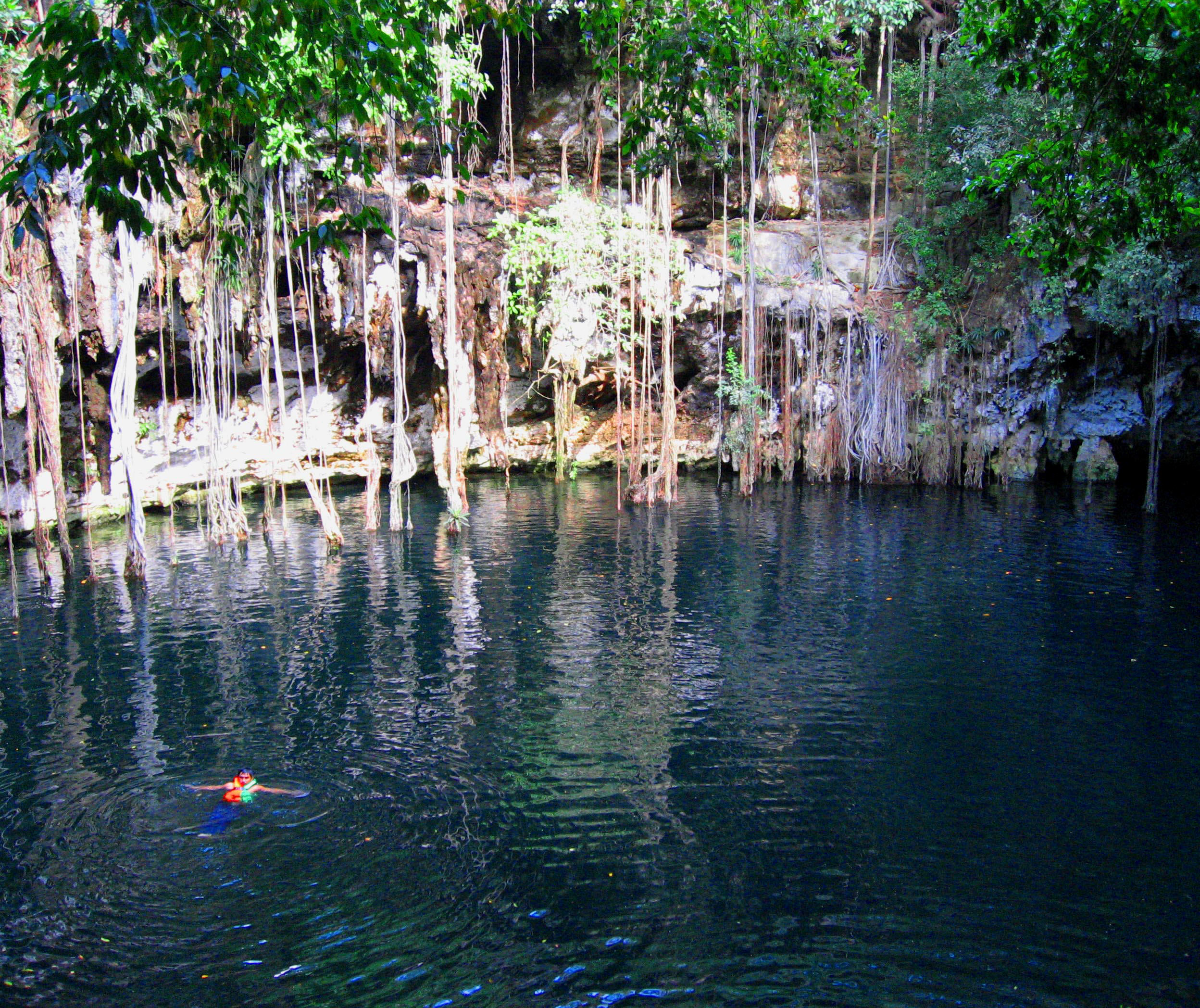 Yodzonot Cenote - www.yucatanadventure.com.mx